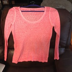 Long sleeved coral shirt